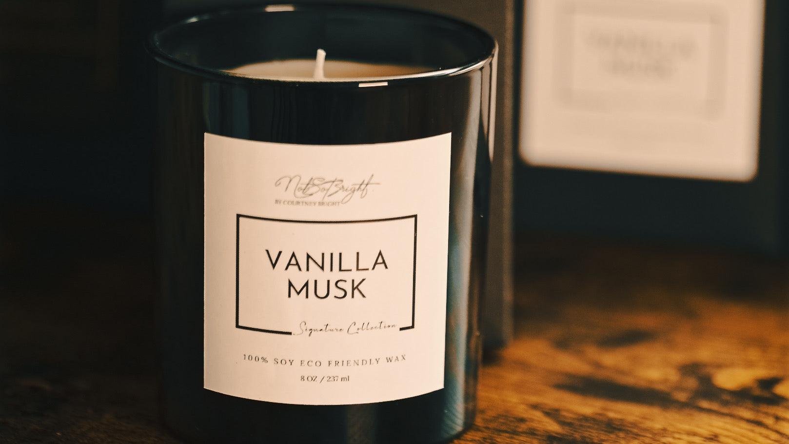 Vanilla Musk Signature Candle
