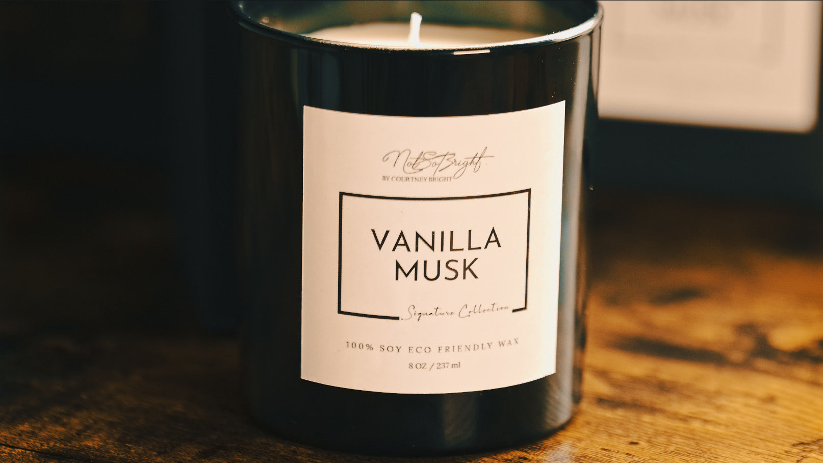 Vanilla Musk Signature Candle